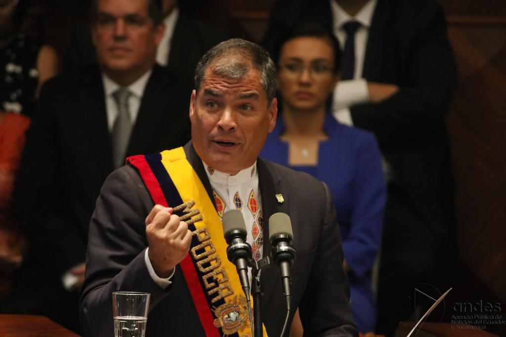 correa.jpg correa.jpg