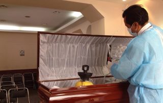 cómo se maquilla un muerto