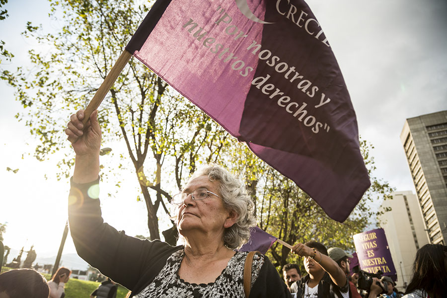 anciana asistió a marcha de vivas nos queremos