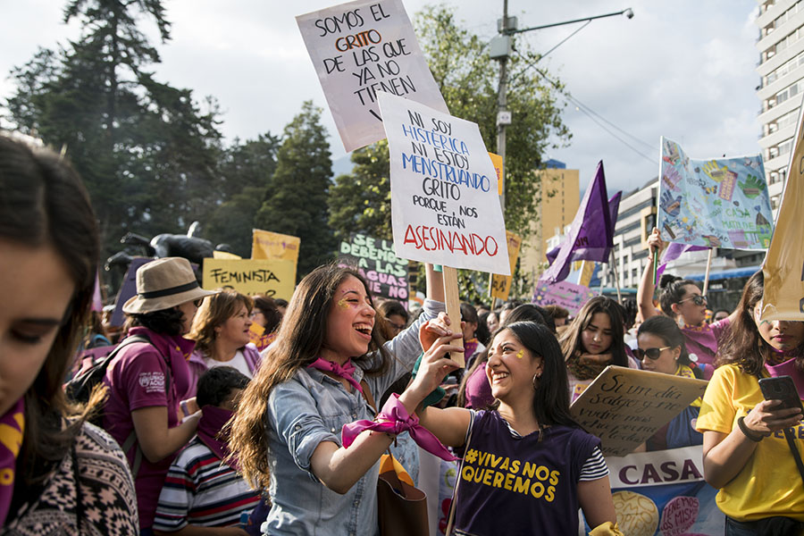 Feministas marcharon a favor de los derechos de las mujeres