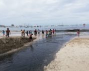 Agua negra en Salinas