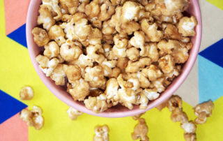 Receta fácil palomitas de maíz con caramelo