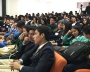 elimina el Bachillerato Internacional