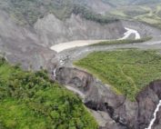 deslizamiento de tierra en el sector del Río Coca