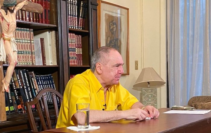 Abdalá Bucaram sufrió un infarto