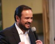 Paúl Carrasco candidato a la presidencia