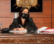 Alexandra Ocles será sometida a la justicia ordinaria