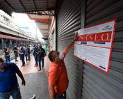 clausuran bodegas en la Bahía de Guayaquil