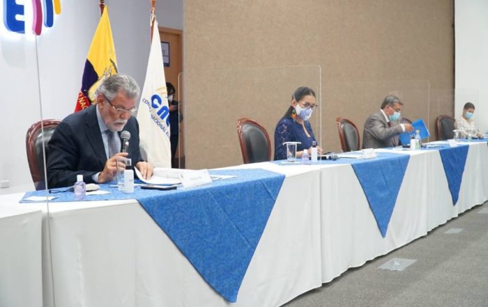 encuestadoras a boca de urna