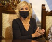 Viteri aplazó la fecha para rendir su versión