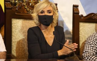 Viteri aplazó la fecha para rendir su versión