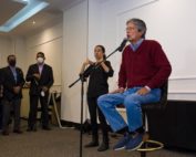 Lasso ofrece incluir propuestas de otros candidatos