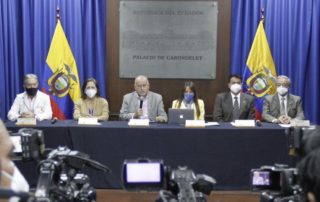 empleados públicos recibirán 200