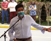 Yunda suspendió y abandonó sesión