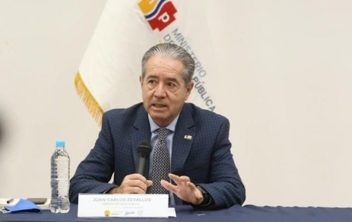 renunció el Ministro de Salud