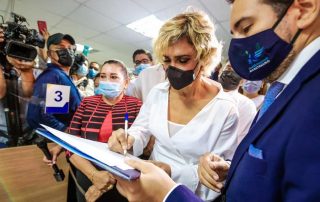 Alcaldesa de Guayaquil interpone medidas cautelares