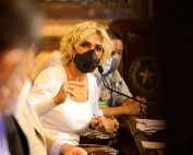 Gobierno impide la compra de vacunas