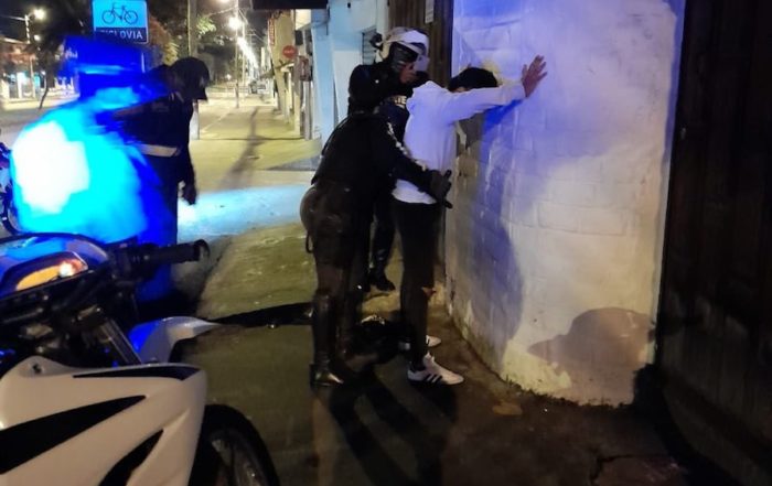 Detenidos Incumplir Toque Queda