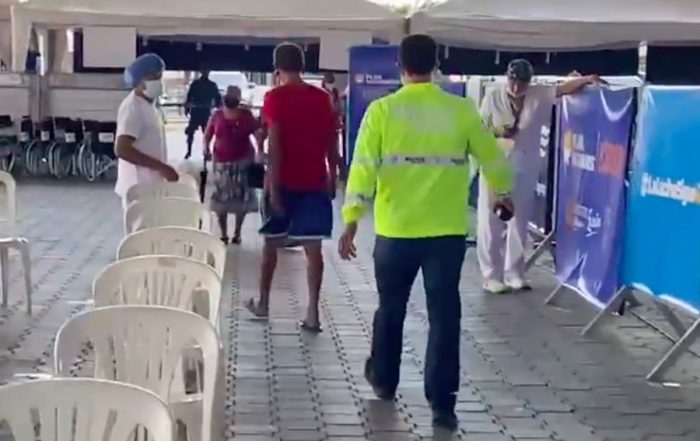 irregularidades en el proceso de vacunación en Ecuador
