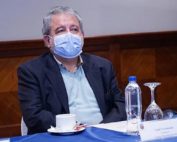 renunci&oacute; Luis Verdesoto