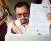 renunció Mauro Falconí