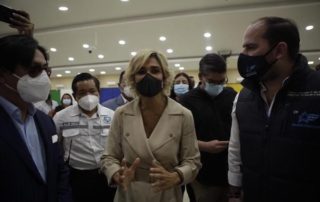 vacunación en Guayaquil retrasada