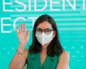 ministra de salud del gobierno de Lasso