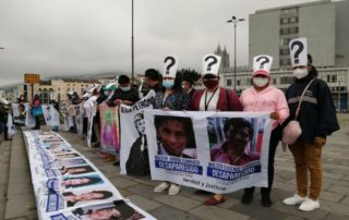 plantón de familiares de personas desaparecidas