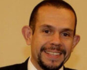 Qui&eacute;n es Juan Pablo Alb&aacute;n