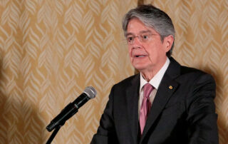 nivel de aceptación de Guillermo Lasso