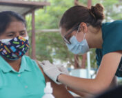 centros de vacunaci&oacute;n de covid-19 en Quito