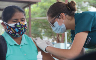 centros de vacunación de covid-19 en Quito