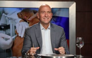 salud de César Monge