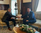 Fernando Villavicencio anunció consulta popular