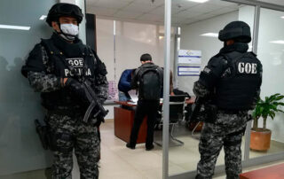 Fiscalía allanó oficinas de funcionarios en investigación de Yunda