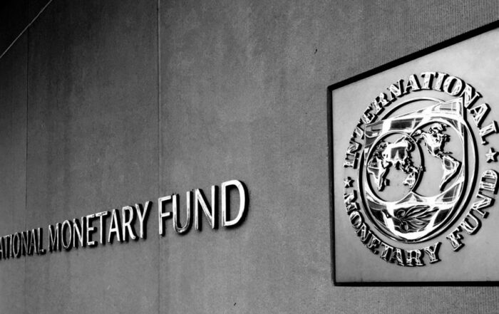 FMI dará mil millones a Ecuador