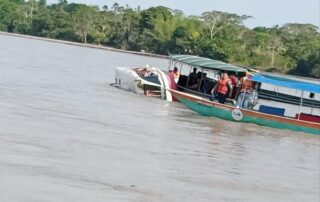 naufragio en el río Napo