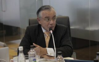 alexis mera vinculado