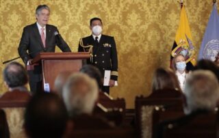 Lasso a México y Estados Unidos