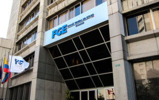 vincular a Sebastián Yunda