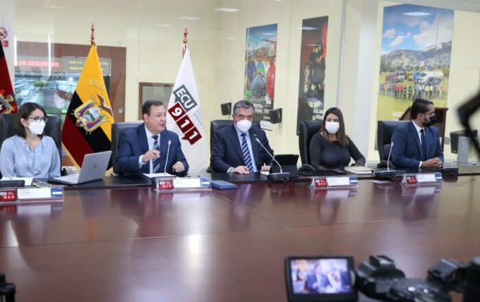 carné de vacunación en los lugares cerrados