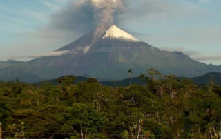 ceniza en Morona Santiago y Chimborazo