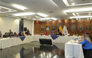 comisión convocará a Lasso