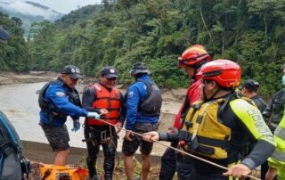 deslave vía Loja-Zamora