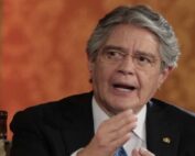 entrevista de Carlos Vera a Lasso