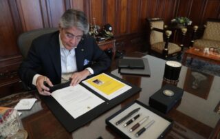 pedido de Lasso a la Contraloría