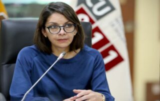 personas de 18 a 40 años que no se han vacunado