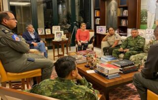 renuncian comandante general y comandante del SNAI