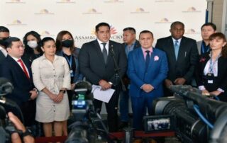 propuestas de la bancada de UNES