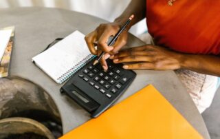 Cuánto le cuesta a las empresas la violencia contra las mujeres